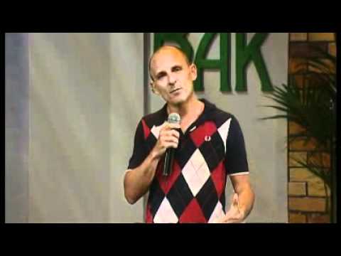 CarlBarronVideos - Rhys Darby hosts this Comedy Christmas Cracker stand up show, featuring Carl Barron.