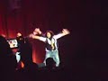 Raven-Symon� singing 