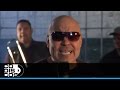 Edgar Joel Bajo La Sombra Video and Lyrics