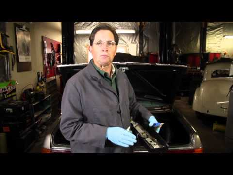 Mercedes Benz Tail and Marker Light Bulb Maintenance and Repair by Kent Bergsma