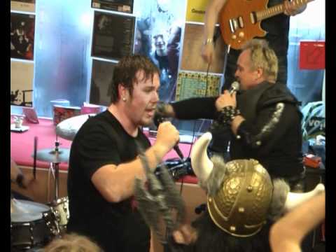 Youtube-videoupotus, klikkaa nähdäksesi!