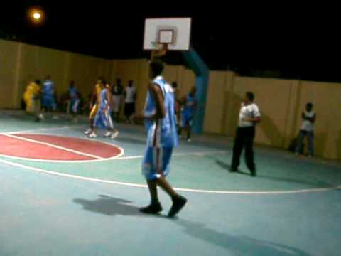 10 VITICO EL ROBOT Y MELFIN DADDY YANKEE