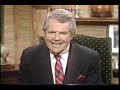 Click here to watch this video Pat Robertson prayed Hurricane Gloria away from Virginia Beach in `85....