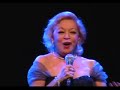 Claudette Soares - De Tanto Amor (Teatro Rival, RJ, 2008) Claudette Soares - De Tanto Amor (Teatro Rival, RJ, 2008)