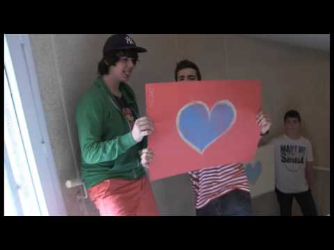 Salesians - Lipdub fet per la Comunitat Educativa de l'escola Salesians Sant Josep de Barcelona.
