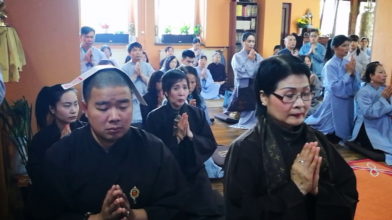 CÚNG 35 NGÀY CHO PHẬT TỬ QUẢNG MINH TẠI CHÙA PHỔ ĐÀ BERLIN