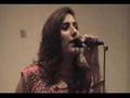 Anisha Bakshi sings Punjabi hit song - Buhe Bariya