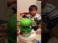 Click here to watch this video 「光るコロコロの木」に一心不乱の悠