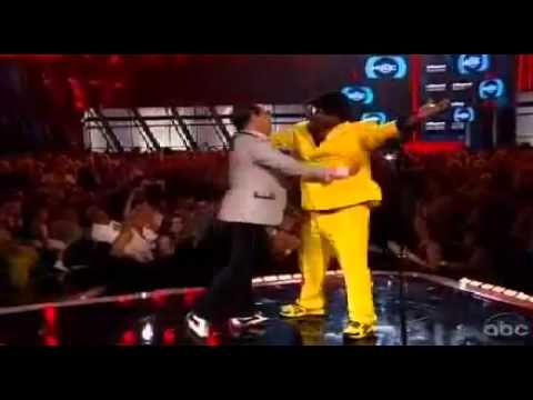 PSY & Tracy Morgan Dance on Billboard Music Awards 2013