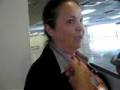 tayna entrevistando professora cristina