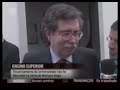 Mariano Gago afasta microfone de jornalistas