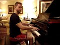 (sounds effects on the piano) vinheteiro, um pianista profissional, toca rebuscados efeitos sonoros no piano steinway sons, e temas famosos:
windows theme, nokia theme, chamada a cobrar, secret�ria eletr�nica
telesp theme, secret�ria eletr�nica,
