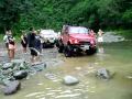 LA CABRA ALBINA EN PASADIA 4X4 EN EL RIO 129.AVI