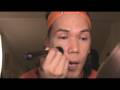 Tips on Using a Stippling Brush with Liquid Foundation