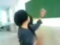 Gadis Iran menari sukahati