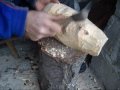 Alessandria del Carretto:MitidieriD.scolpisce \"la maschera\"