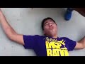Click here to watch this video Xenguee - Fail