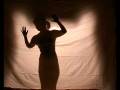 videos de performance à la yves klein
