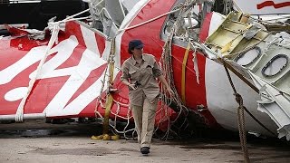 AirAsia'nın kara kutusu tamamen çıkarıldı