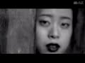 amazing song! ?

kim dong ryul - miracle (featuring lee so eun) mv from the 90's

lyrics in romanization, translated by me ^^

*******
lyrics
*******

kudaeui nuneul parabomyeon i modeunge kkumin geot gatayo
i sesang manheun saramjunge eojjeomyeon uri durieon nunji
kijeogieon neunjido mollayo

kudaeui pume angilddeamyon saeroun nareul kkaedarayo
kudaerul algi jeone naega eoddeohge saraneunji mollayo
jugeo isseoneunjido mollayo 

eojjeomyeon ireokedo eotgallyeo wanneunji
urin neomu gakkai isseonneunde

seoro sarang hae ya hal shigando neomu mojarayo
nareul mideoyo (mideulkkeyo)
sesang kkeutggaji hamkke halkkeyo

keueolmana nareul chajannayo (he-mae-yeonnayo)
naui kidoreul deureonnayo (kidoe kwigiul-yeonnayo)
i sesang saraganeun dongan dan hanbeon seuchyeojinagal ddae weo~~
hannune seoro arabol su itge dwigil ireoke

eojjeomyeon ireokedo eotkallyeo wanneunji
urin neomu gakkai isseonneunde

seoro sarang hae ya hal shigando neomu mojarayo
narul mideoyo (mideulkkeyo)
sesang kkeutggaji hamkke halkkeyo

keueolmana nareul chajannayo (he-mae-yeonnayo)
naui kidoreul deureonnayo (kidoe kwigiul-yeonnayo)
i sesang saraganeun dongan dan hanbeon seuchyeojinagal ddae weo~~
hannune seoro arabol su itge dwilgil ireoke~