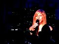 barbra streisand in wien/schlo� sch�nbrunn, ehrenhof