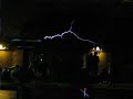 singing tesla coil at duckon 2007