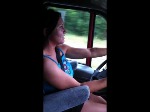 how to drive a eighteen wheeler