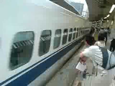 300系新幹線回送列車発車