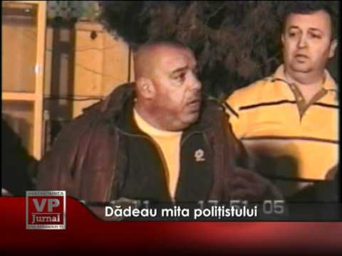Dădeau mita poliţistului