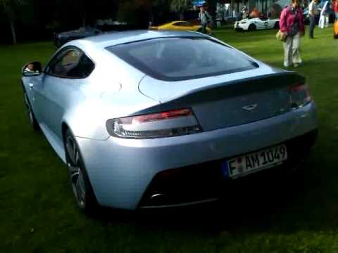 Aston Martin V12 Vantage