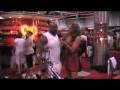 videos de Sexy Bikini Diva08 & Ronnie Coleman Crack the Code !!!!