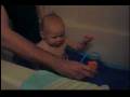 videos de Bathtime at 8 months.AVI