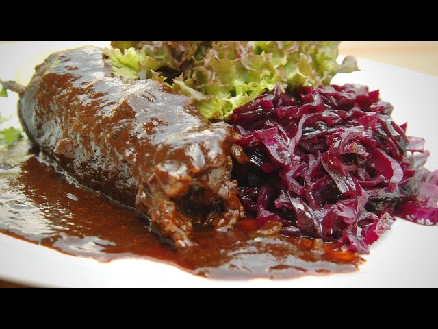 Herzhaft gefüllte Rinderroulade (sächsische Art)