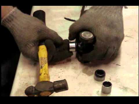 Universal joint replacement with a hammer, Jeep Wrangler TJ DIY How To