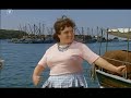 trude herr in - ohne krimi geht die mimi nie ins bett 1962
trude herr *1927 +1991
german actress, singer, texter, writer for her own theatre