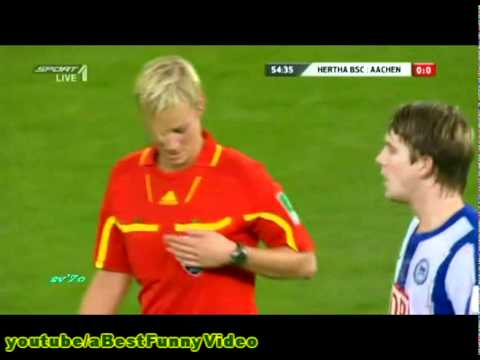 It ain t easy being a female referee and being surrounded by 22 horny male fo... It ain t easy being a female referee and being surrounded by 22 horny male fo...
