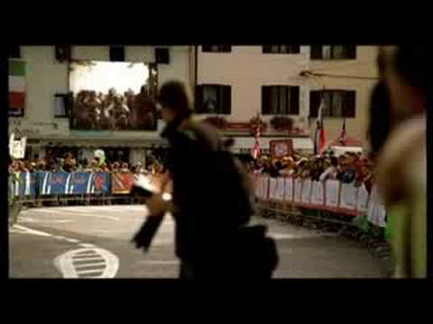 Video: German BMW 1 Series Commercial Photo Video: German BMW 1 Series Commercial