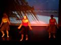 K3 Oya le le in gebarentaal door muziektolk tolk Rosemary Erkens deel 2