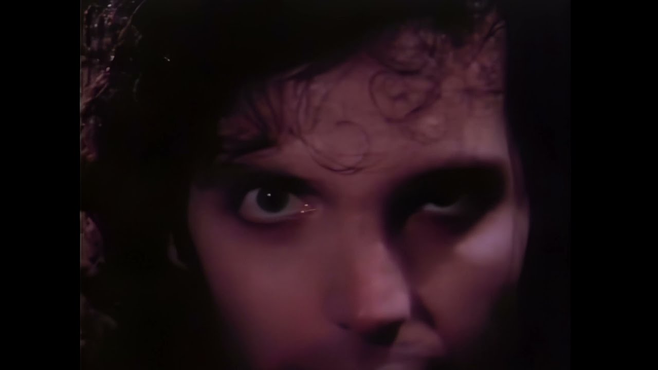 Joe Satriani - "Big Bad Moon"MVを公開 (アルバム「Flying In A Blue Dream」1989年発売収録曲) thm Music info Clip