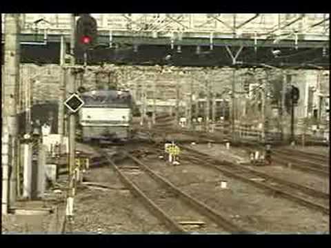 ＪＲ貨物　大宮駅を通る多彩な機関車２