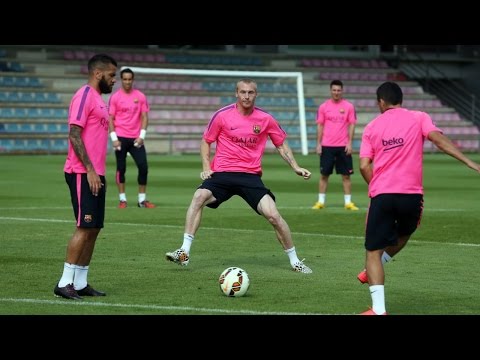 Training session: Xavi and Mathieu not travelling to Finland