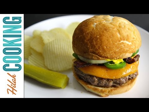 hilahcooking - Learn how to make a Jalapeño Bacon Cheeseburger in this