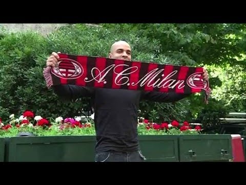 AC Milan | E' arrivato Alex, Welcome to Alex!