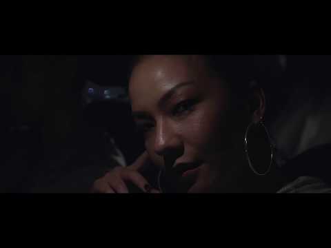 RAYI PUTRA - MALAM PENUH CINTA (Official Music Video) RAYI PUTRA - MALAM PENUH CINTA (Official Music Video)