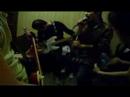 i rocket child cantano \"paradise city\"