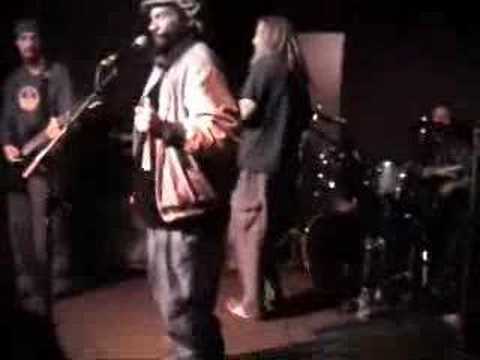 hr - H.R. of Bad Brains with Dubb Agents 2006 San Diego California.