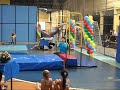 Eliana fazendo a apresentação na Barra.wmv