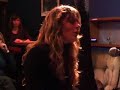 marlies somers zingt een liedje