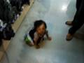 videos de ang kulit eh yan pinaglakad ni mommy