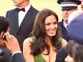 Angelina Jolie bringt gesunde Zwillinge zur Welt Angelina Jolie bringt gesunde Zwillinge zur Welt